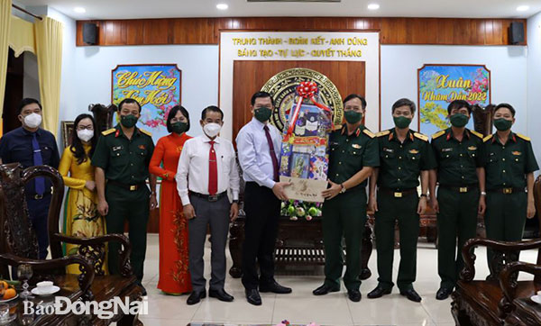 Đoàn chúc Tết tại Bộ Tư lệnh Quân đoàn 4