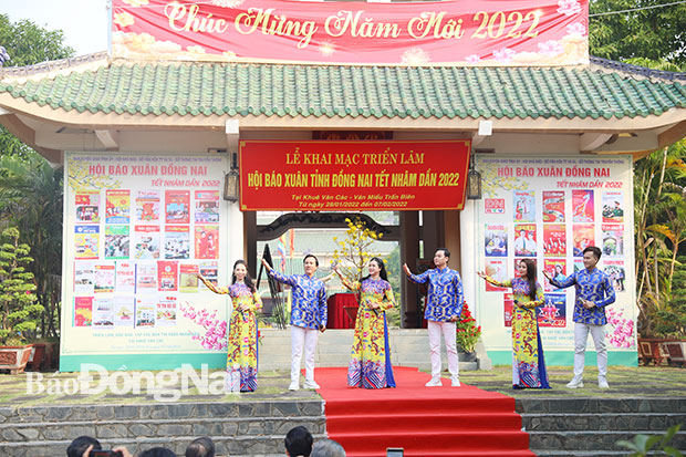 Một tiết mục văn nghệ chào mừng