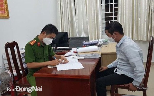 Bắt cha dượng xâm hại con riêng của vợ