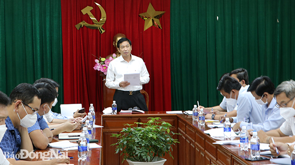  Phó chủ tịch UBND tỉnh Võ Văn Phi phát biểu tại buổi làm việc