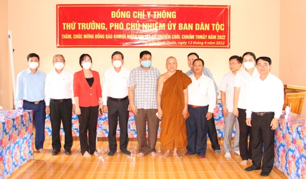 Đoàn công tác Ủy ban Dân tộc thăm chúc Tết cổ truyền Chol Chnam Thmay tại Đồng Nai