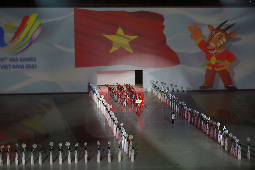 Đoàn Thể thao Việt Nam diễu hành tại Lễ khai mạc.