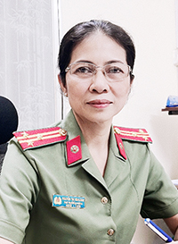 Thượng tá Nguyễn Thị Kim Loan