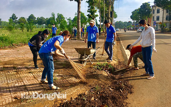 TP.Long Khánh và H.Xuân Lộc ra quân hưởng ứng "Ngày Môi trường thế giới"