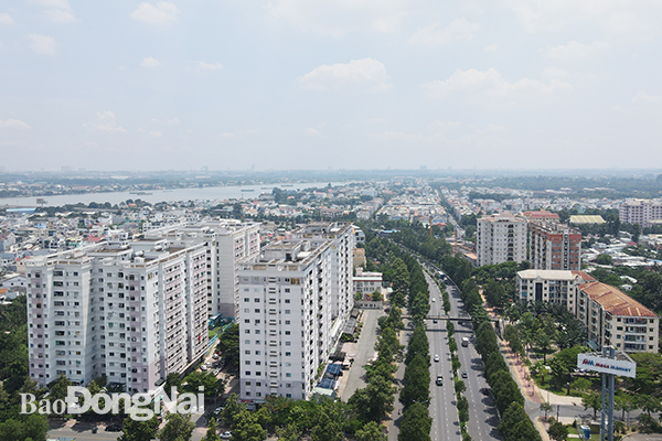 TP.Biên Hòa đang thực hiện nhiều dự án để chỉnh trang, cải tạo đô thị nâng cao chất lượng sống của người dân Trong ảnh: Một góc đô thị Biên Hòa