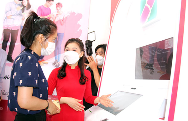 Mở rộng các dịch vụ thanh toán không dùng tiền mặt