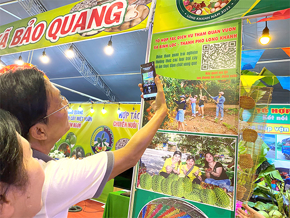 Đi du lịch bằng… mã QR