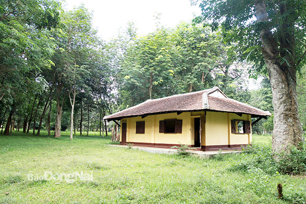 Căn nhà từng là nơi sinh sống của các phu cao su thời Pháp được phục dựng theo nguyên mẫu