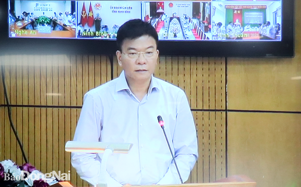 Bộ trưởng Bộ Tư pháp Lê Thành Long phát biểu tại hội nghị trực tuyến sơ kết công tác tư pháp 6 tháng đầu năm 2022