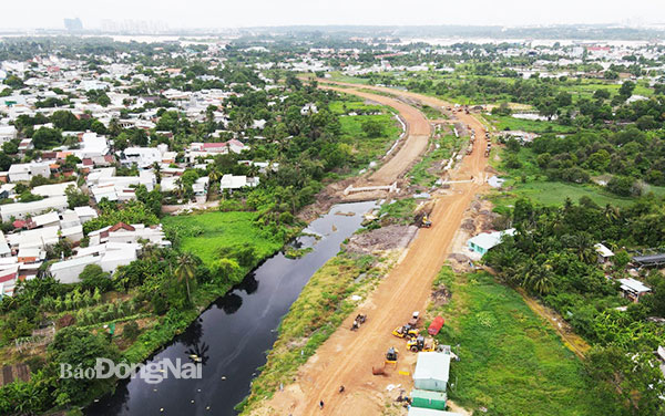Dự án Hương lộ 2 đang được xin điều chỉnh giảm nguồn vốn đã được bố trí cho năm 2022. Ảnh: Quỳnh Nhi