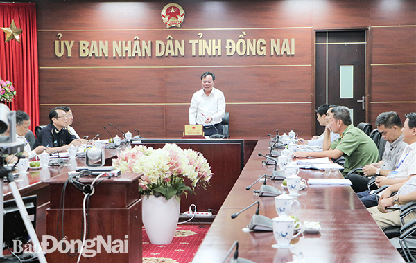 Phó chủ tịch UBND tỉnh Võ Tấn Đức phát biểu ý kiến tại đầu cầu Đồng Nai