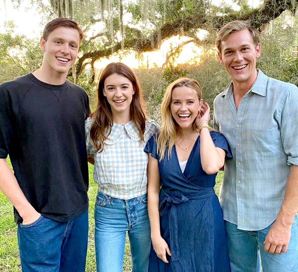 Nhà sản xuất Reese Witherspoon và ba diễn viên chính: Edgar-Jones, T.J Smith và H. Dickinson