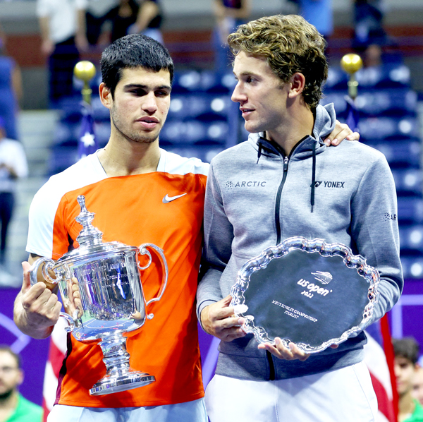 Alcaraz và Ruud chia nhau vô địch và á quân US Open 2022