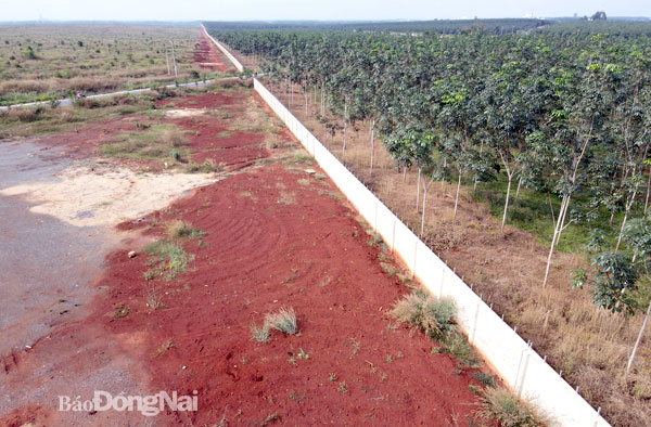 Hơn 6,5km tường rào khu vực 1.810 ha dự án Sân bay Long Thành giai đoạn 1 đã được hoàn thành xây dựng