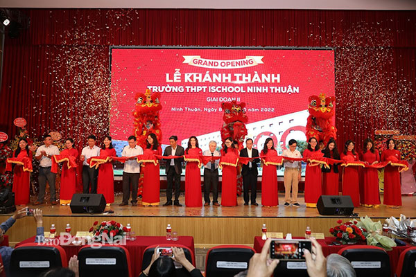 Lễ cắt băng khánh thành Trường hội nhập quốc tế iSchool Ninh Thuận (giai đoạn 2)