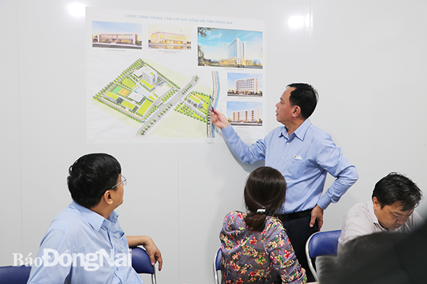 Phó chủ tịch UBND tỉnh Võ Tấn Đức kiểm tra tổng thể dự án Trung tâm chỉ huy Công an tỉnh Đồng Nai