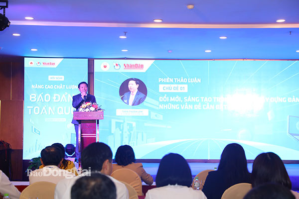 Phó trưởng Ban Tuyên giáo trung ương Trần Thanh Lâm phát biểu tại Phiên thảo luận với chủ đề “Đổi mới sáng tạo trong báo chí xây dựng Đảng”. Ảnh: Huy Anh