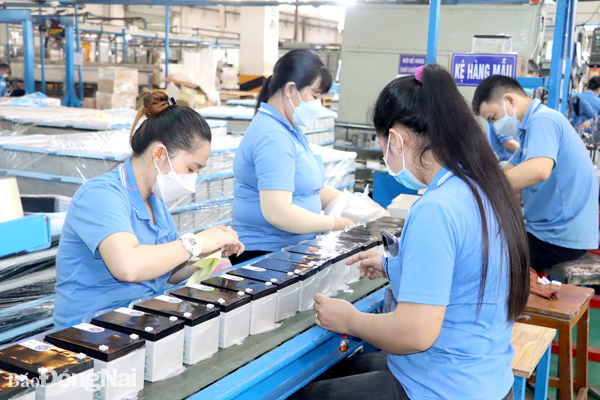 Sản xuất hàng hóa xuất khẩu tại Công ty TNHH Việt Nam Center Power Tech tại Khu công nghiệp Nhơn Trạch 2 (H.Nhơn Trạch)