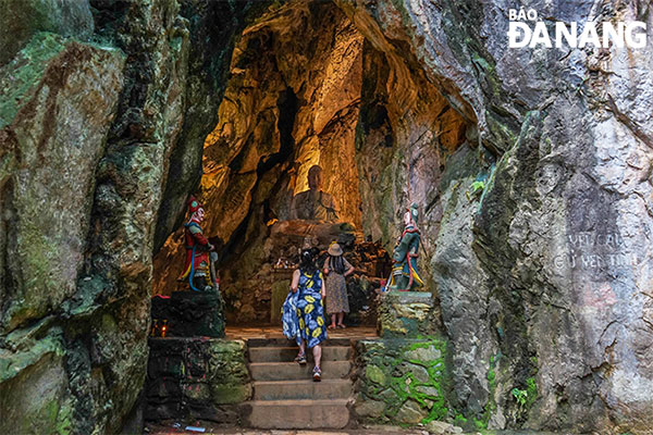 Ma nhai Ngũ Hành Sơn là di sản được công nhận ở tầm khu vực châu Á- Thái Bình Dương đầu tiên của thành phố Đà Nẵng.