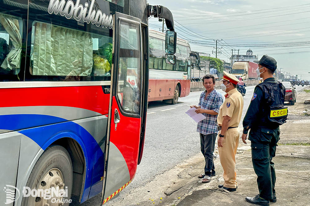 Tăng kiểm soát, giữ an toàn giao thông dịp Tết