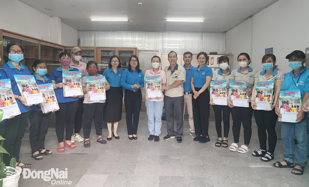 Tiếp tục các hoạt động chăm lo Tết cho công nhân lao động