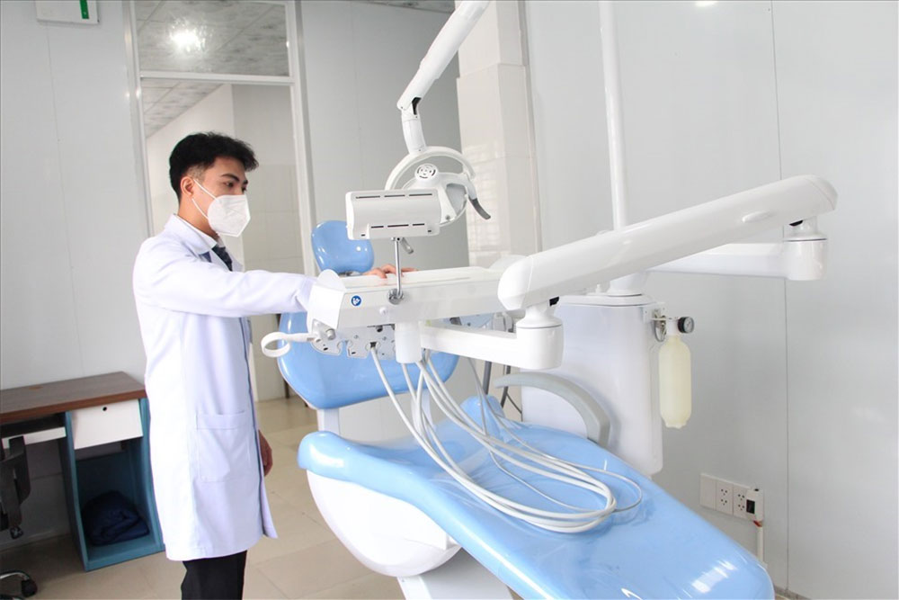 Hành trình đưa nghị quyết ngăn làn sóng y bác sĩ nghỉ việc vào cuộc sống