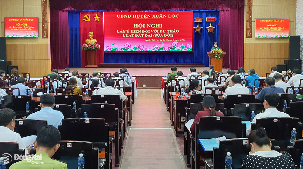 H.Xuân Lộc: Lấy ý kiến đối với luật đất đai sửa đổi trong cán bộ chủ chốt